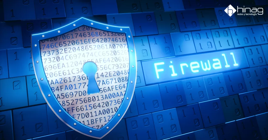 Firewall de nueva generación protegiendo la red de internet de una empresa contra ciberataques