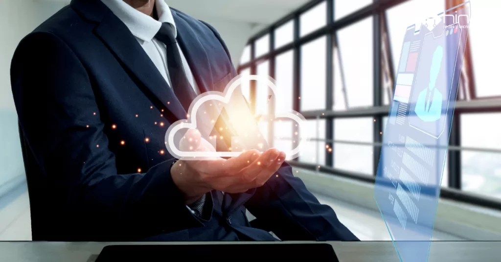 Comparación de costos entre infraestructura local y servicios cloud empresariales.